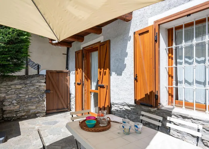 Jouvenceaux By Interhome